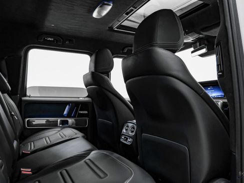 Used 2025 Mercedes-Benz G 550 w/ Exclusive Interior Package image 73