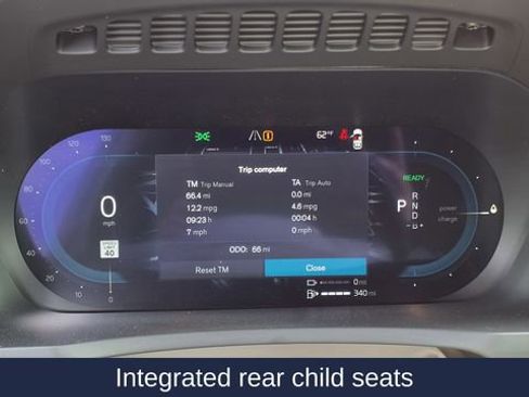 New 2025 Volvo XC90 T8 Plus image 35