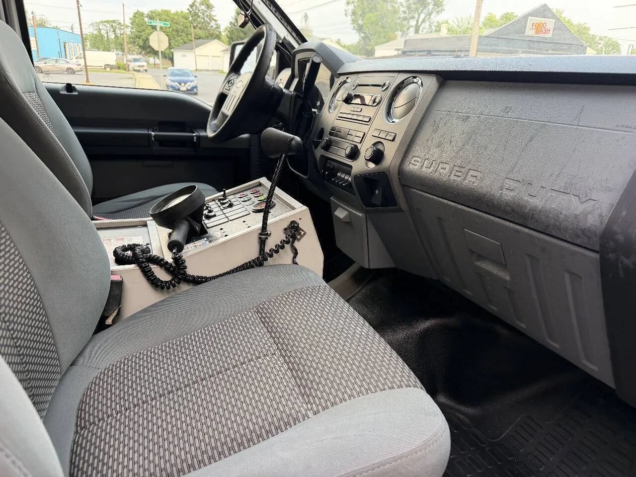 Used 2012 Ford F450 XLT w/ Ambulance Preparation Pkg RWD image 31