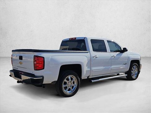 Used 2018 Chevrolet Silverado 1500 LT w/ Texas Edition image 5