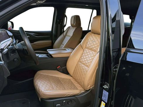 Used 2022 Cadillac Escalade Sport image 21