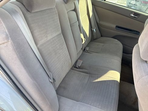 Used 2006 Toyota Camry LE image 12