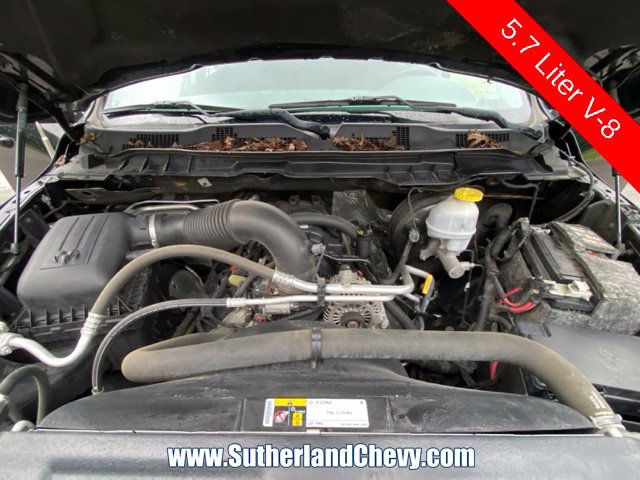 Used 2020 RAM 1500 Classic SLT AWD/4WD image 38