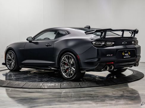 Used 2024 Chevrolet Camaro ZL1 RWD image 12