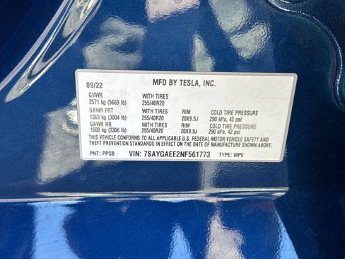 Used 2022 Tesla Model Y Long Range AWD/4WD image 30