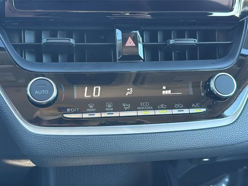 Certified 2025 Toyota Corolla LE image 35