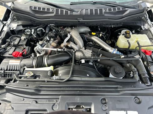 Used 2022 Ford F250 Lariat w/ Lariat Value Package image 19