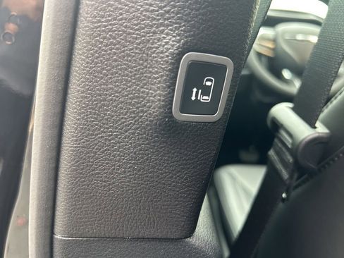 New 2026 Chrysler Pacifica Select image 33