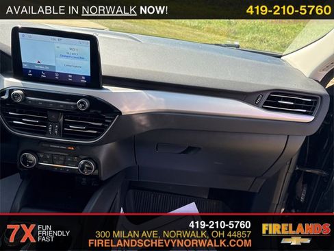 Used 2022 Ford Escape SEL w/ Technology Package image 35