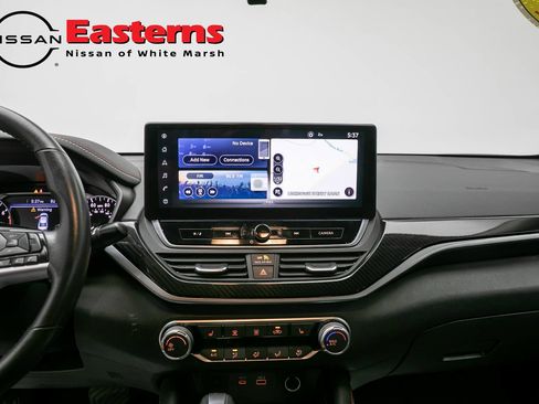 Used 2023 Nissan Altima 2.5 SR AWD/4WD image 12