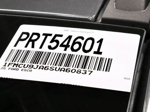 Certified 2025 Ford Escape Platinum image 37