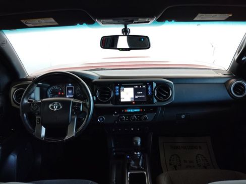 Used 2016 Toyota Tacoma TRD Sport RWD image 33
