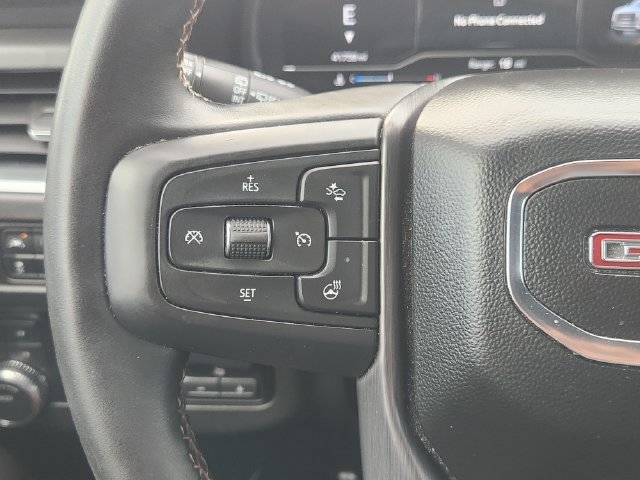 Used 2024 GMC Yukon AT4 w/ Technology Package AWD/4WD image 28