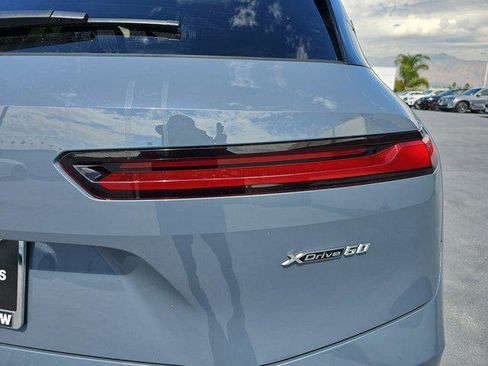 New 2026 BMW iX xDrive60 w/ Premium Package image 34