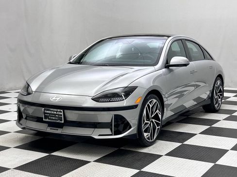 Used 2023 Hyundai Ioniq 6 Limited AWD/4WD image 4