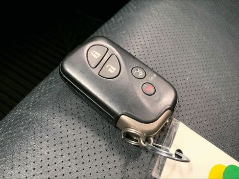 Used 2011 Lexus ES 350 image 19