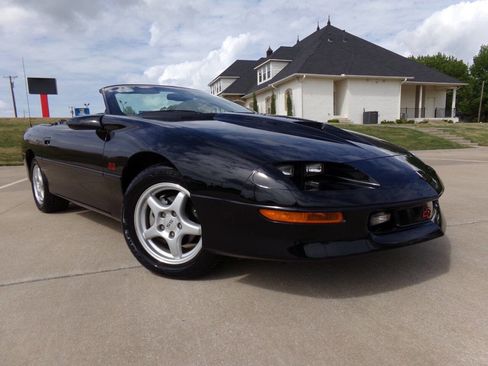 Used 1997 Chevrolet Camaro SS w/ SS Alteration Pkg image 15