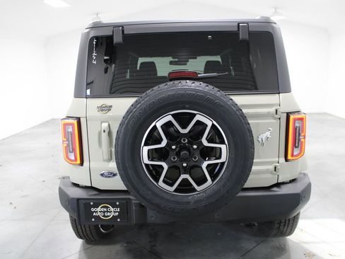 New 2025 Ford Bronco Outer Banks image 7