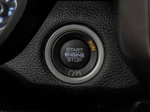 Used 2022 RAM 2500 Big Horn w/ Level 1 Equipment Group AWD/4WD image 21