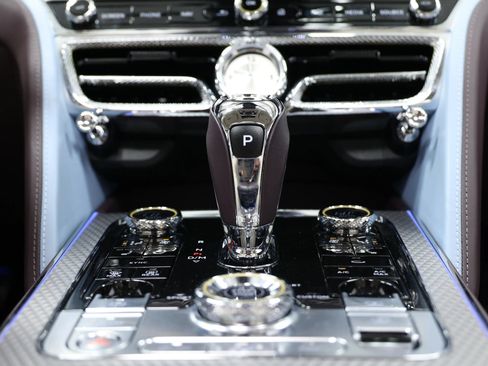 Used 2022 Bentley Flying Spur V8 AWD/4WD image 55