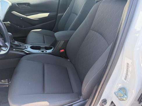 Used 2024 Toyota Corolla LE FWD image 21