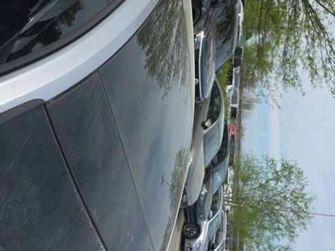 Used 2025 Volkswagen Jetta SE w/ Sunroof Package image 5