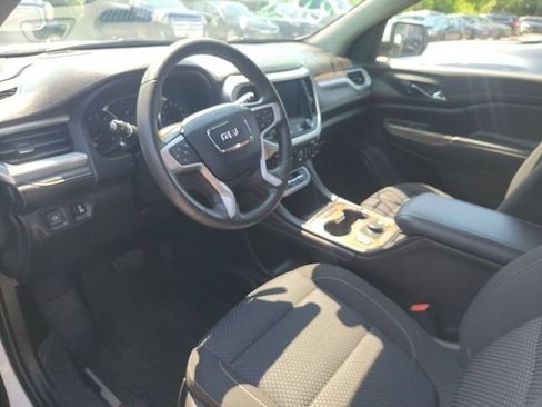 Used 2023 GMC Acadia SLE w/ Driver Convenience Package AWD/4WD image 9