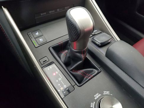 Used 2016 Lexus IS 200t w/ F Sport Package RWD image 31