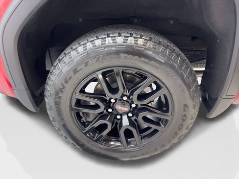 Used 2024 GMC Sierra 1500 Elevation w/ Preferred Package AWD/4WD image 84