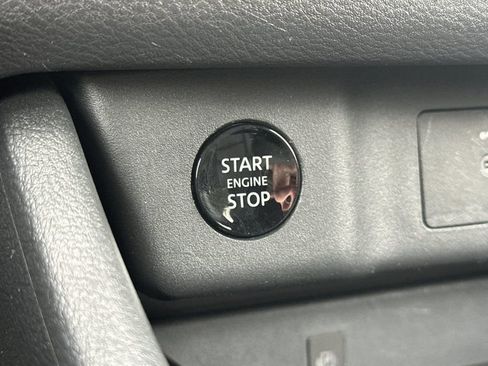 Used 2026 Nissan Rogue SL image 24