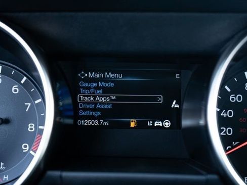 Used 2020 Ford Mustang Shelby GT350 w/ Technology Package image 23