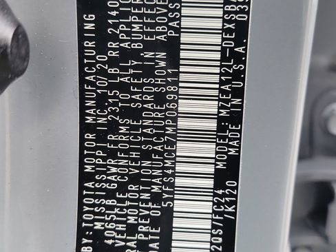 Used 2021 Toyota Corolla SE image 31