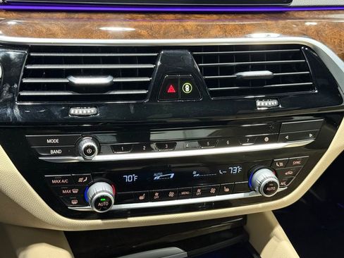 Used 2020 BMW 540i xDrive w/ Convenience Package image 13