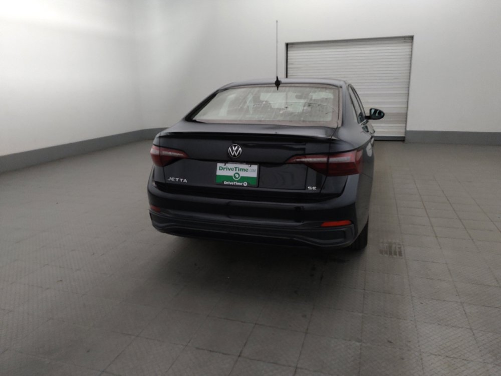 Used 2023 Volkswagen Jetta SE FWD image 7