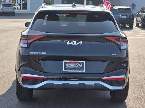 Used 2023 Kia Sportage SX AWD/4WD image 5