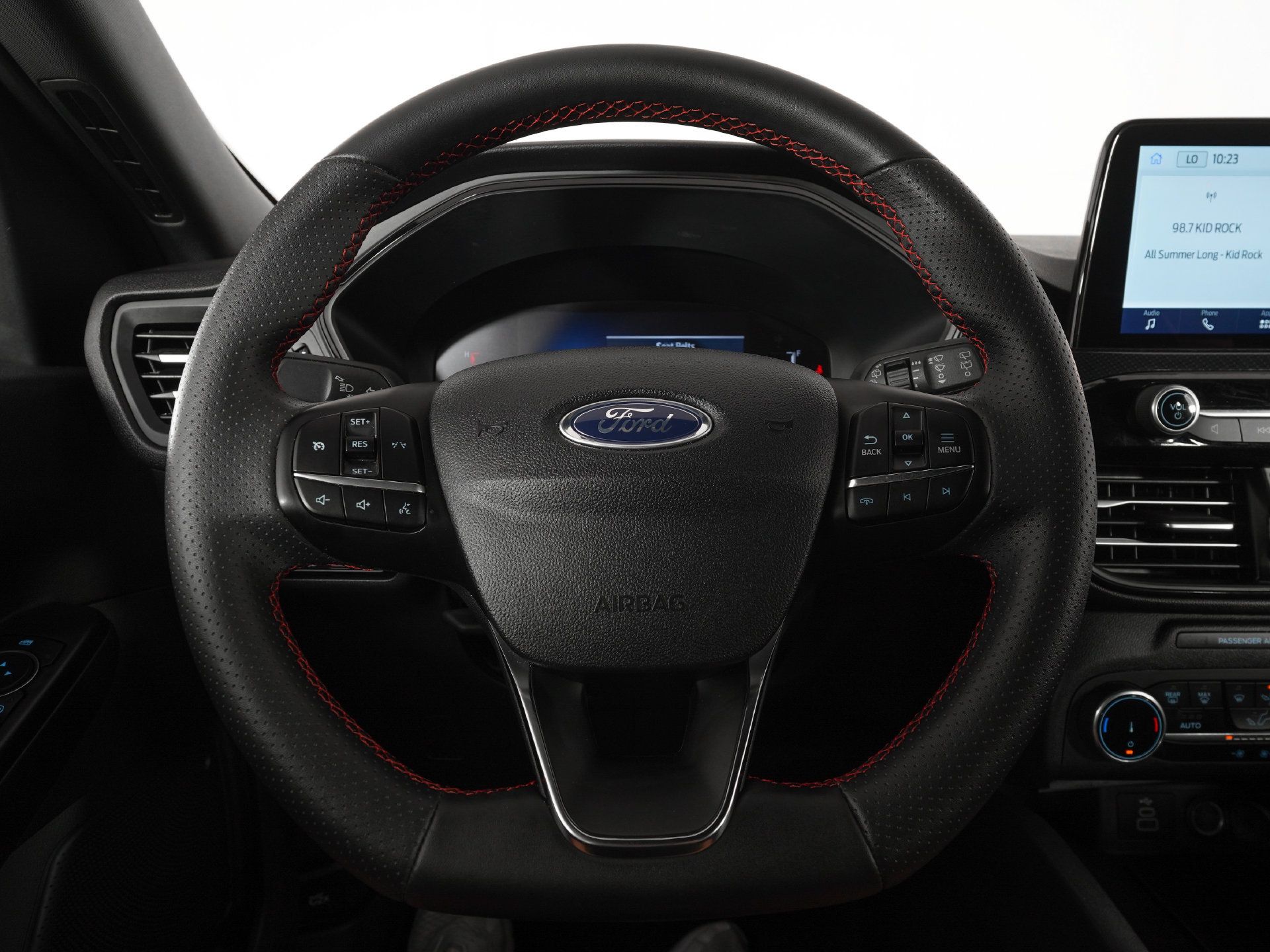 Used 2025 Ford Escape ST-Line AWD/4WD image 16