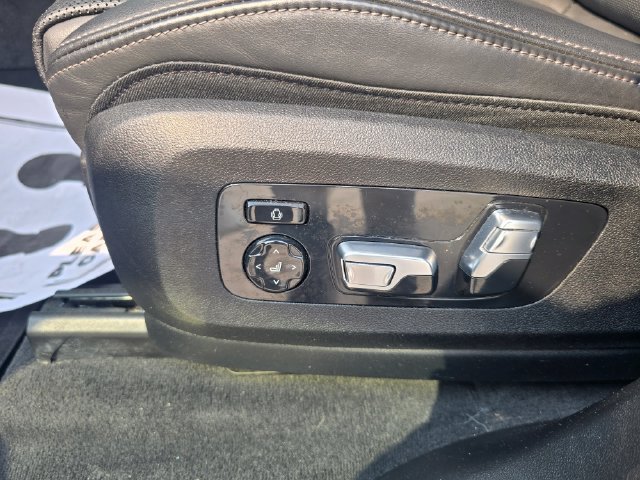 Used 2024 BMW X5 xDrive50e AWD/4WD image 20