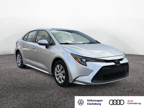 Used 2020 Toyota Corolla LE image 9
