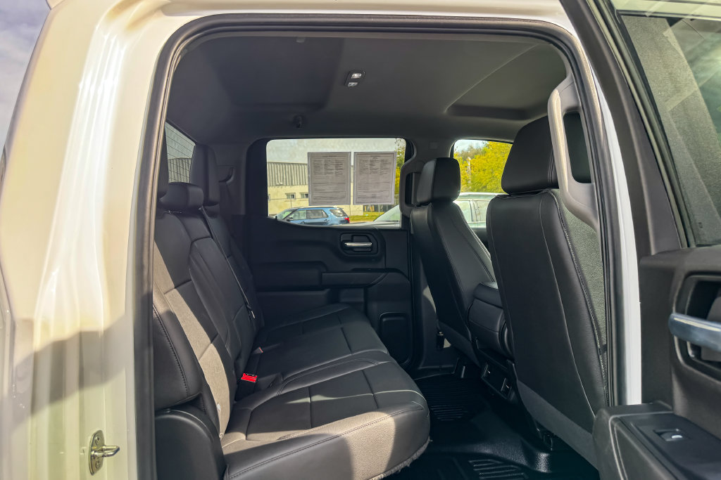 Used 2021 Chevrolet Silverado 1500 W/T w/ WT Value Package AWD/4WD image 12