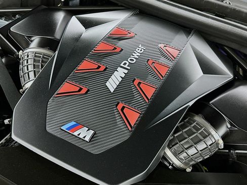 Used 2024 BMW X5 M Competition w/ Executive Package image 34