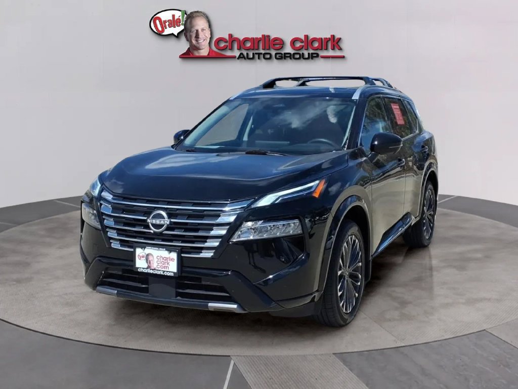 Certified 2025 Nissan Rogue Platinum FWD image 1