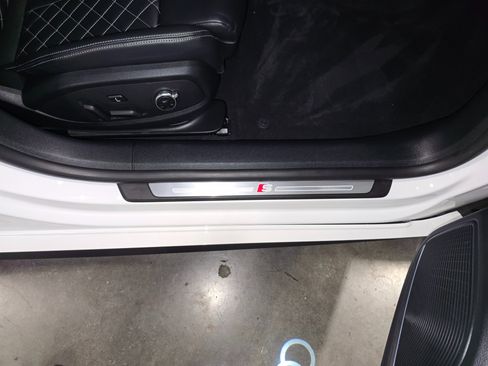 Used 2018 Audi S5 Premium Plus w/ Navigation Package image 22