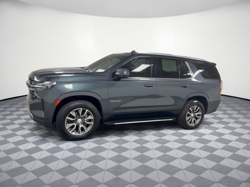 Used 2021 Chevrolet Tahoe LT w/ LT Signature Package RWD image 2