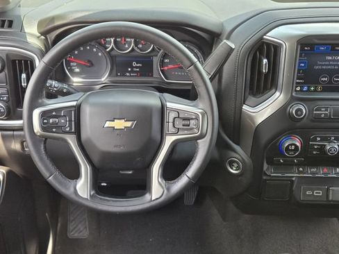 Used 2021 Chevrolet Silverado 1500 LT RWD image 26