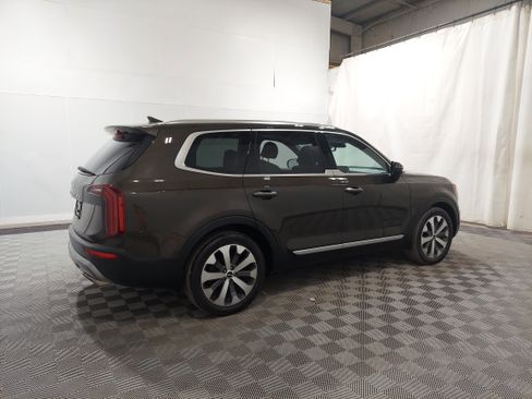 Used 2022 Kia Telluride SX image 3