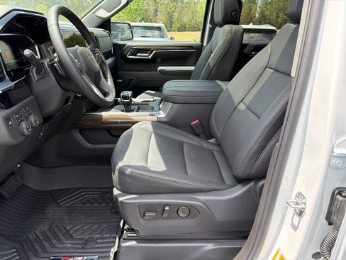 New 2026 Chevrolet Silverado 1500 LT Trail Boss w/ Convenience Package II AWD/4WD image 9