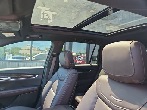 Used 2020 Cadillac XT6 Premium Luxury AWD/4WD image 14