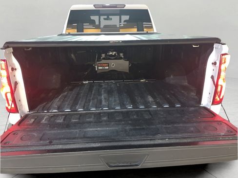 Used 2020 Chevrolet Silverado 2500 LTZ w/ LTZ Plus Package image 25