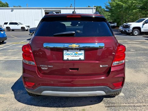 Used 2017 Chevrolet Trax Premier w/ Driver Confidence II Package AWD/4WD image 5