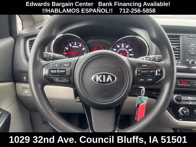 Used 2016 Kia Sedona LX w/ Option Group 020 FWD image 23